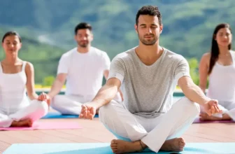 What Are the Benefits of Group Meditation Vs. Solo Practice?